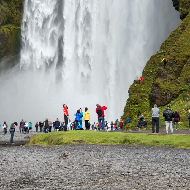 Island - Influencer bringen Touristen – und Überlastung